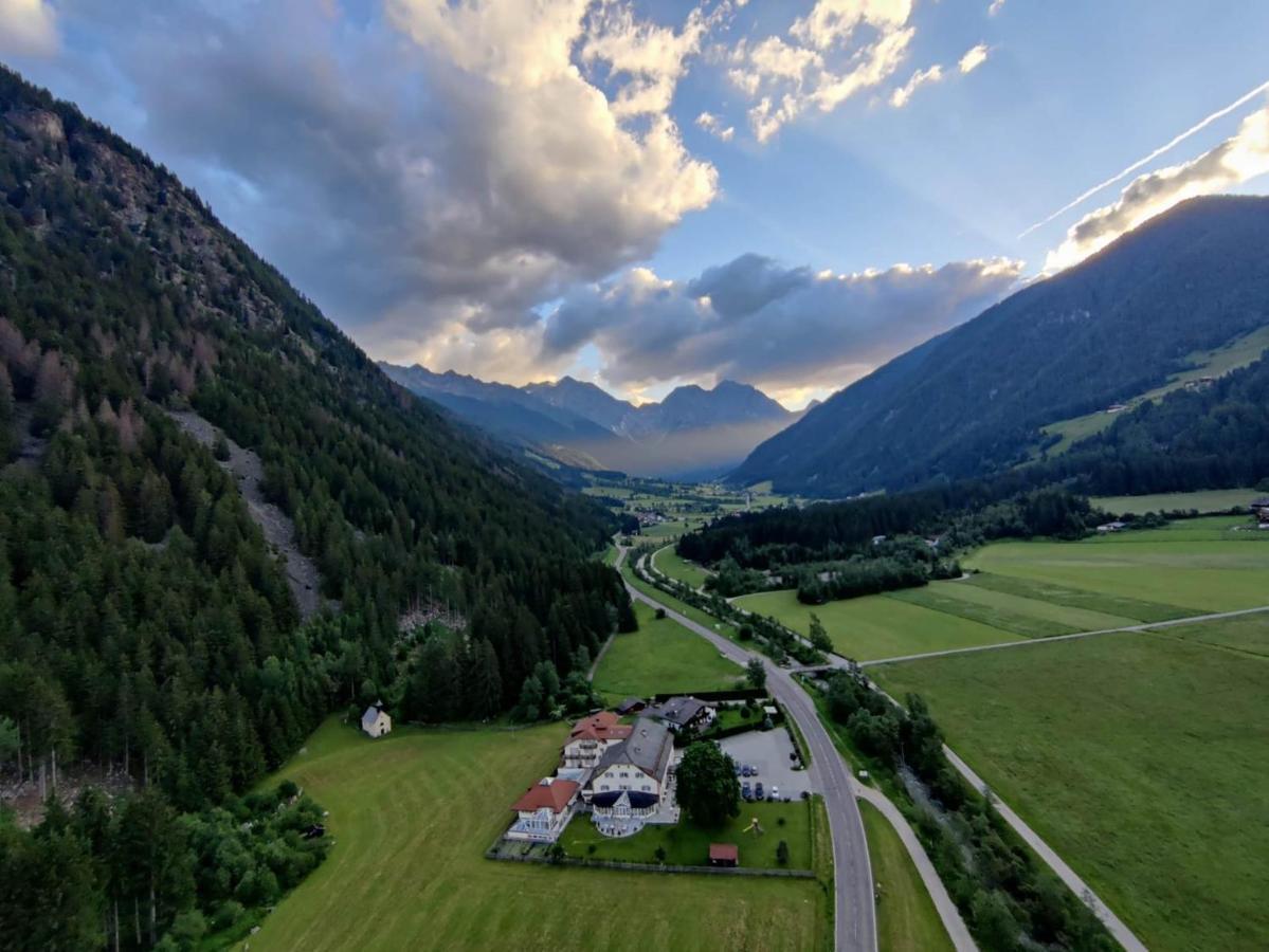 Hotel Bad Salomonsbrunn Antholz Mittertal Exterior foto